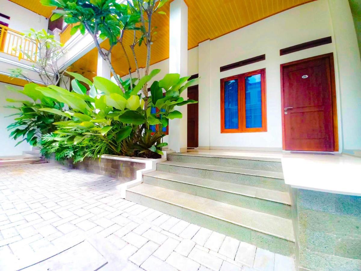 Hometown Residence Bandar Lampung Exterior foto