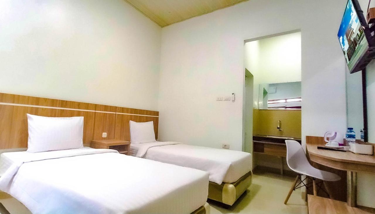 Hometown Residence Bandar Lampung Exterior foto